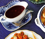 Cranberry and port gravy | Tesco Real Food