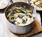 Roasted Cauliflower and Spinach Pasta Recipe | Tesco Real Food