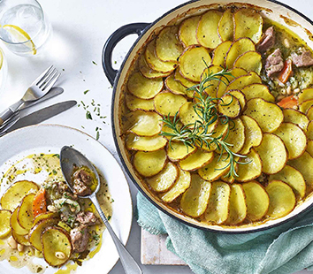 Lamb and bean hotpot | Tesco Real Food