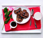 Chocolate mini teddy bear pancakes with berries and syrup | Tesco Real Food
