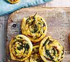 Cheesy mushroom and spinach pinwheels | Tesco Real Food