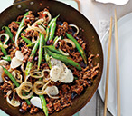 Chilli Beef Stir-Fry Recipe | Chinese Recipes | Tesco Real Food