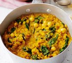 Spinach and chickpea coconut dhal | Tesco Real Food