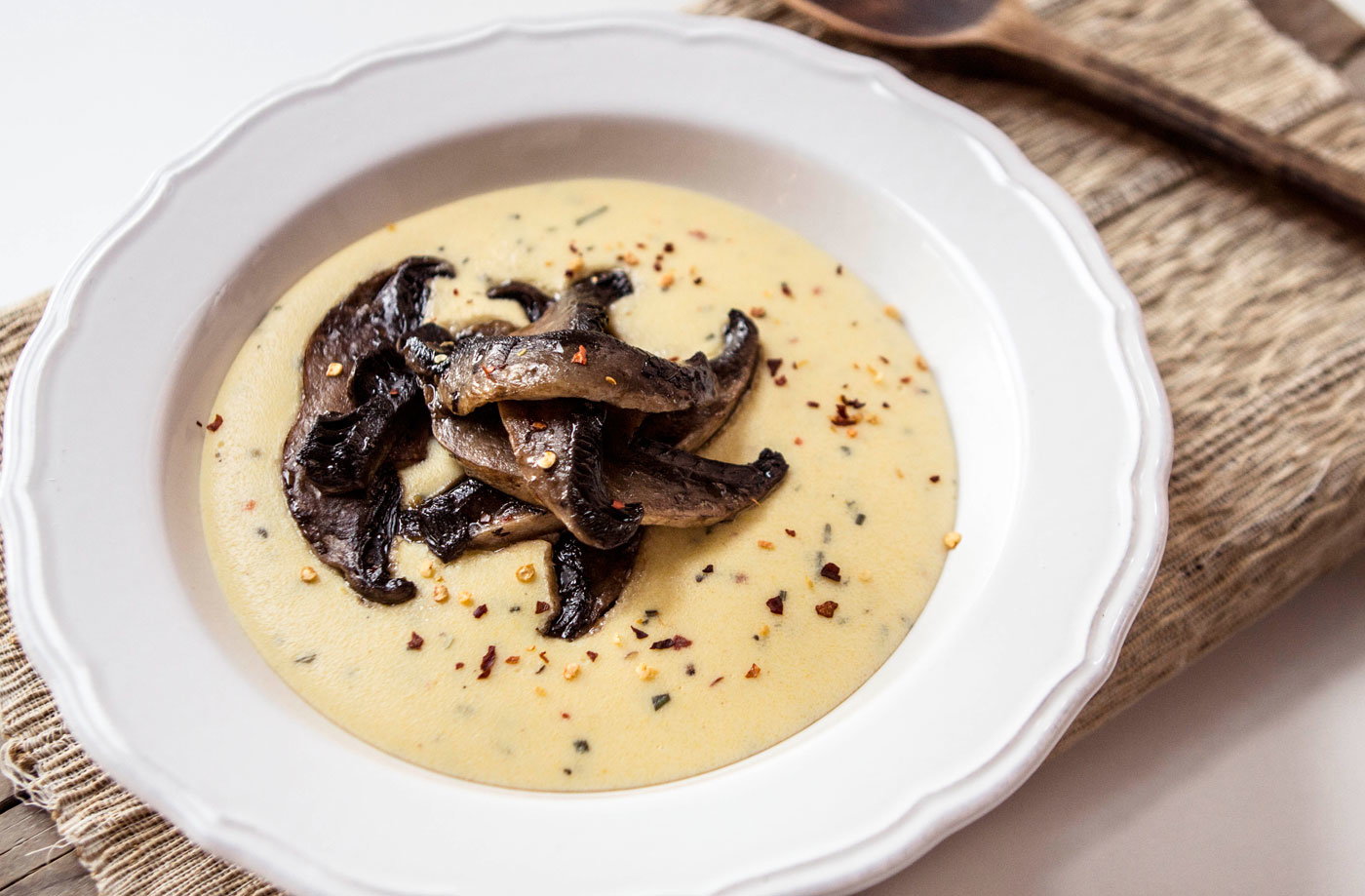 Rosemary polenta with grilled mushrooms Tesco Real Food
