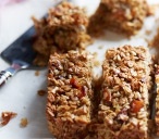 Apricot and sunflower flapjacks | Tesco Real Food