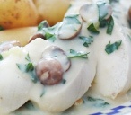 Chicken breasts in white wine sauce | Tesco Real Food
