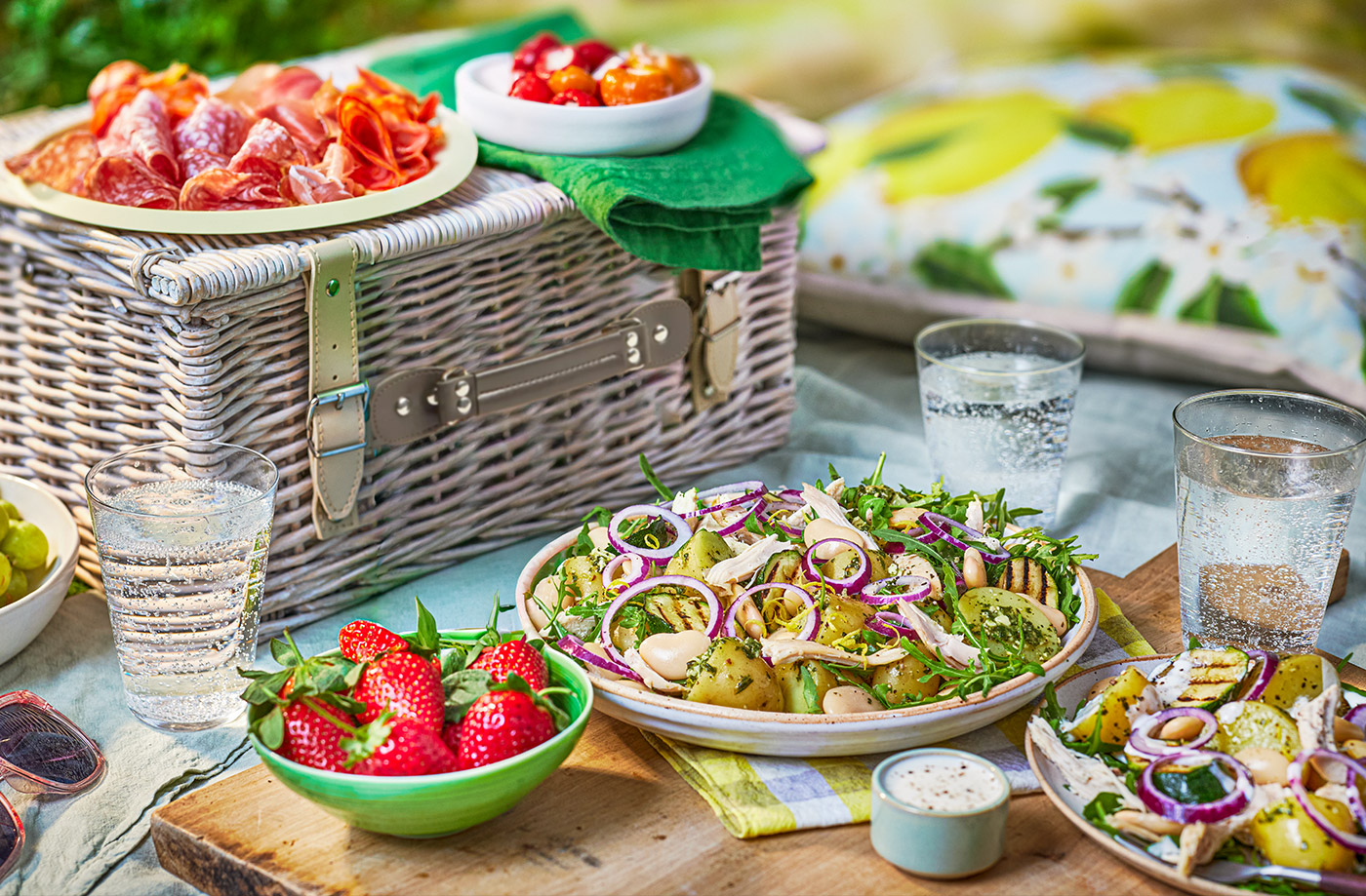 Chicken and pesto potato salad recipe