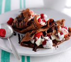 Chocolate pancakes with berries and yogurt | Tesco Real Food