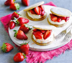 Strawberry and cream shortcakes | Tesco Real Food